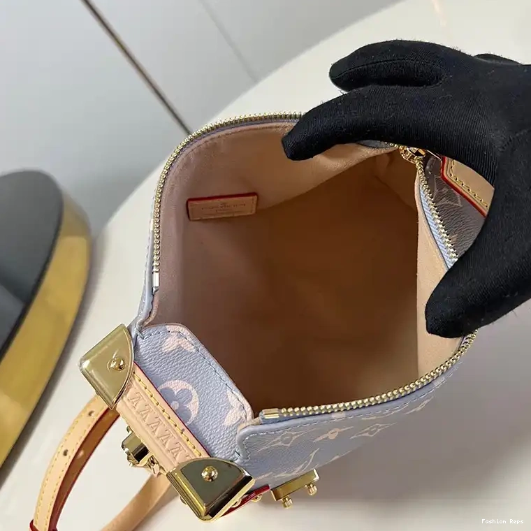 Fashion Reps Bags LV 2408YA0142 0610